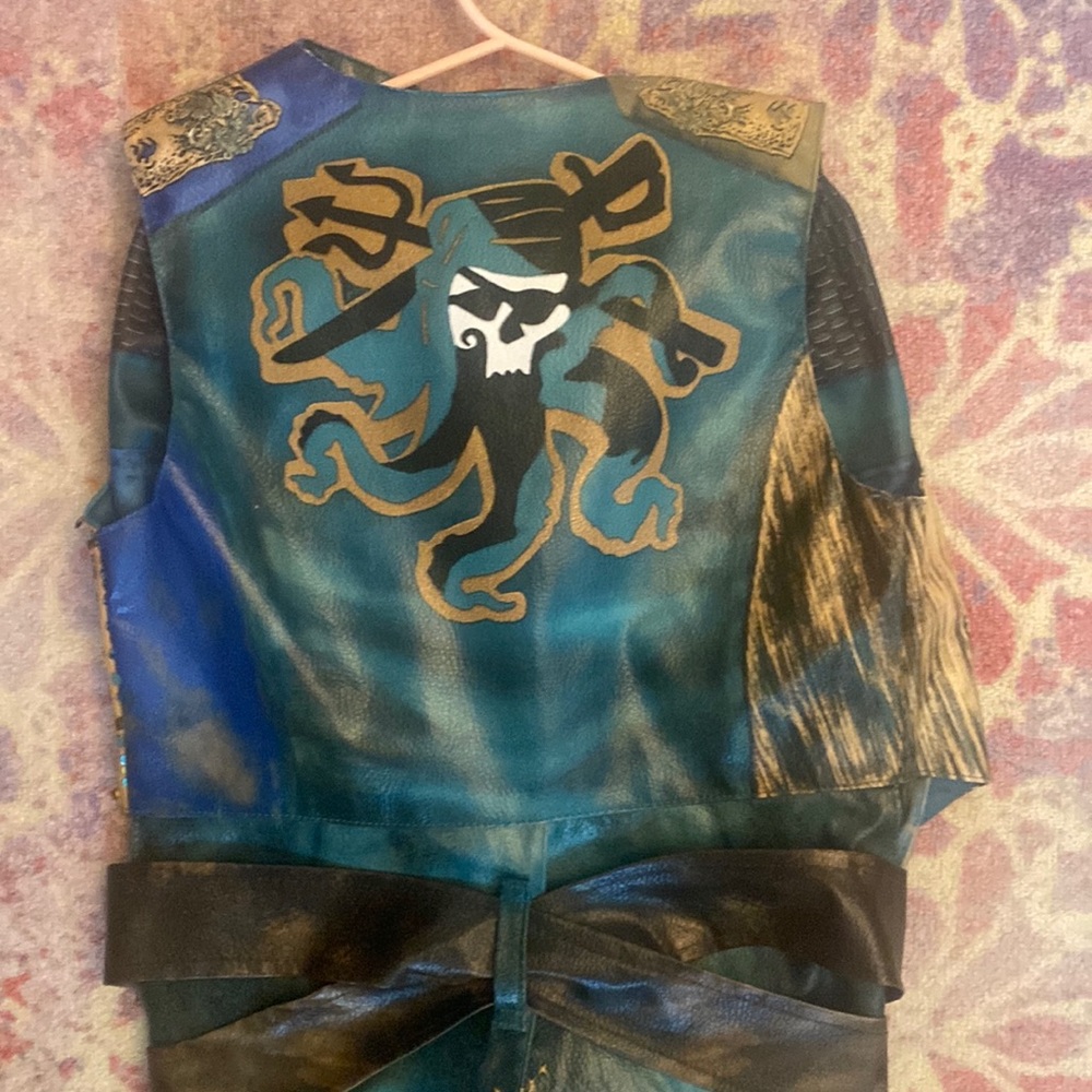 Authentic Disney Uma costume 7/8